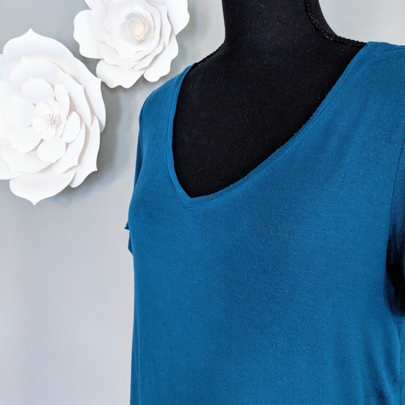SOLD ❗Super Soft Deep Teal V-Neck Tunic Tee - Picture 2 of 3